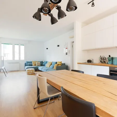 Guesthost - Bright And Modern * Milán