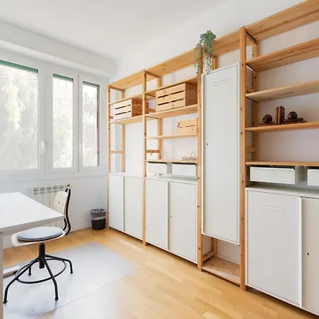 Guesthost - Bright And Modern * Milán