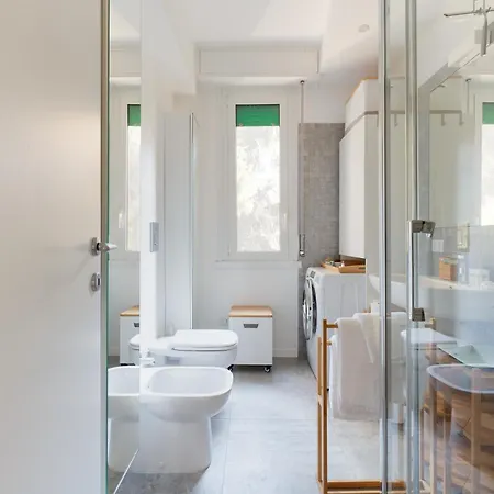 Guesthost - Bright And Modern Apartmán